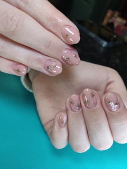 Builder gel with gold nail art