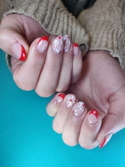 Builder gel with gold nail art