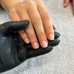 BIAB Manicure + French Tips