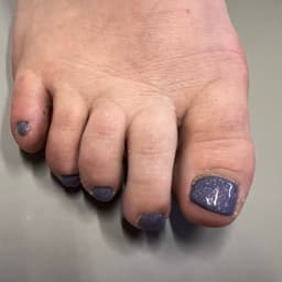 Elim medi pedi with gel polish on toes
